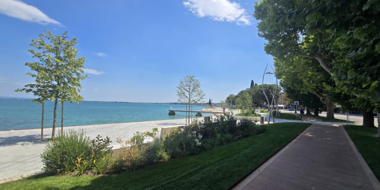 DESENZANO DEL GARDA (LUNGO LAGO) APPARTAMENTO MQ. 85